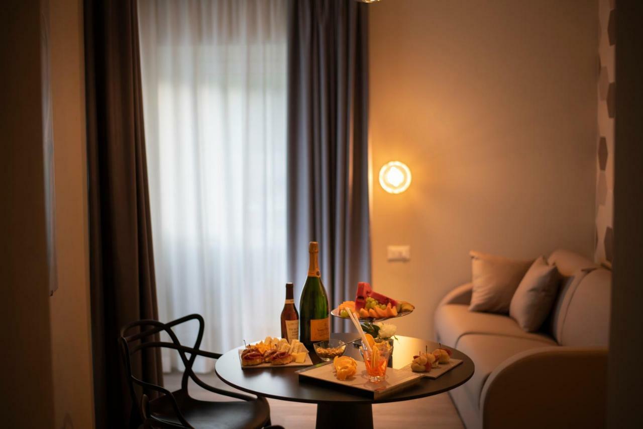 Residenza Don Alberto Ornano Grande ภายนอก รูปภาพ