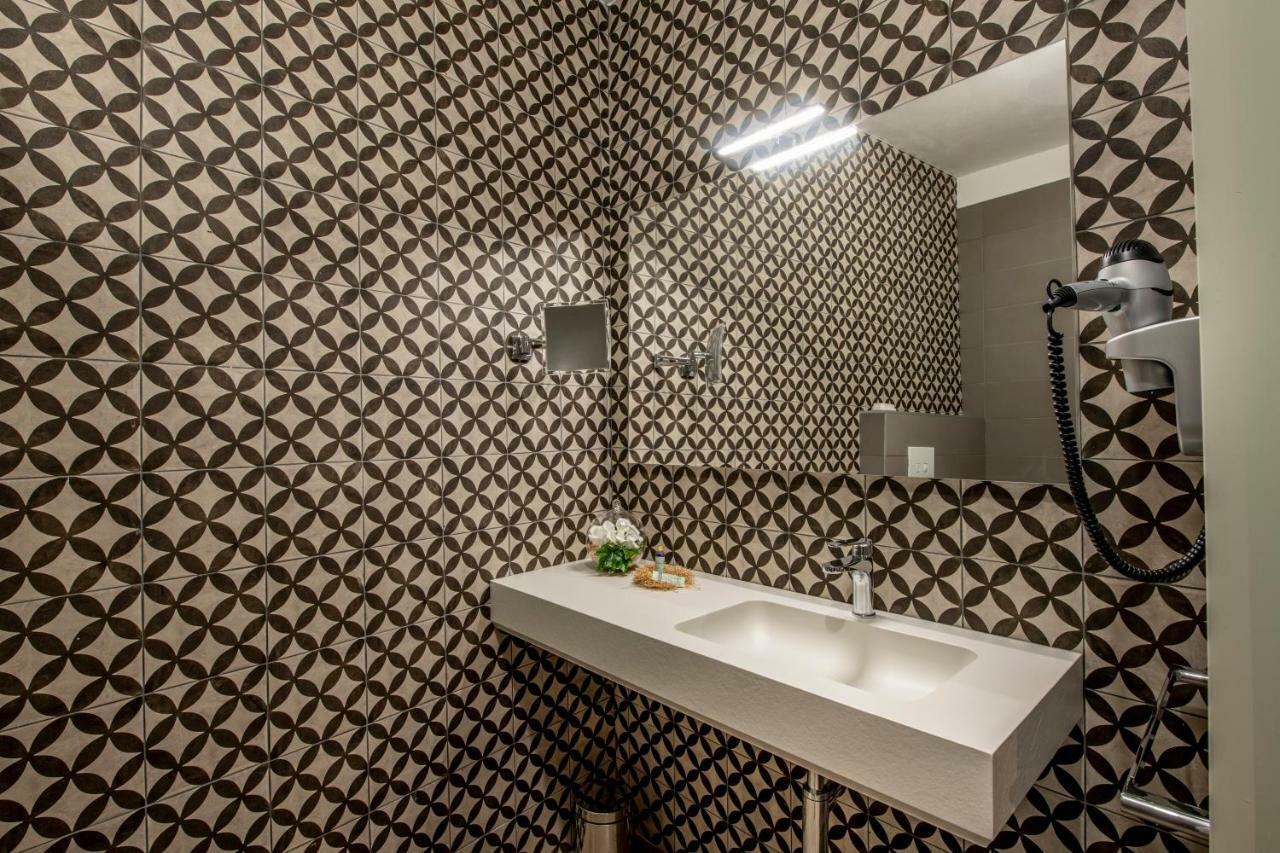 Residenza Don Alberto Ornano Grande ภายนอก รูปภาพ