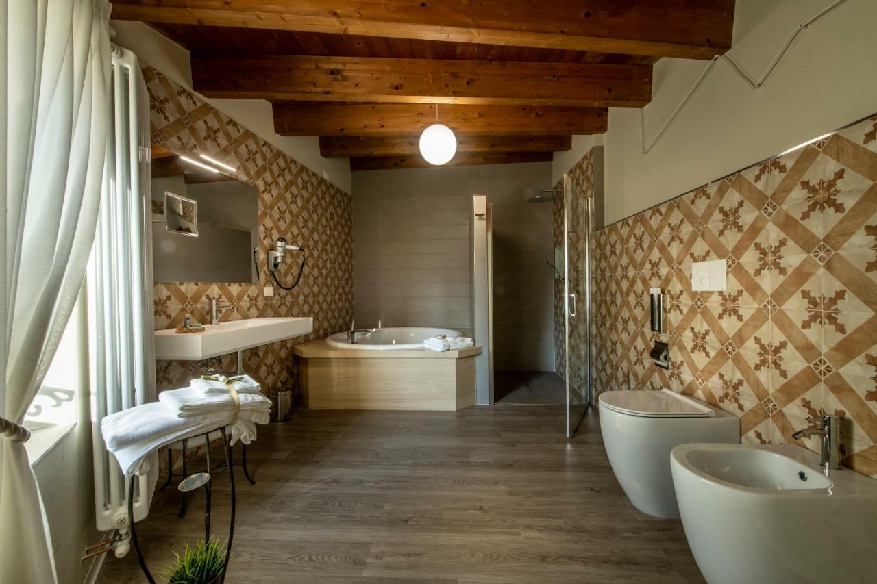 Residenza Don Alberto Ornano Grande ภายนอก รูปภาพ